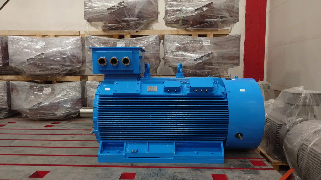 nízkonapäťový 900kW elektromotor skladom